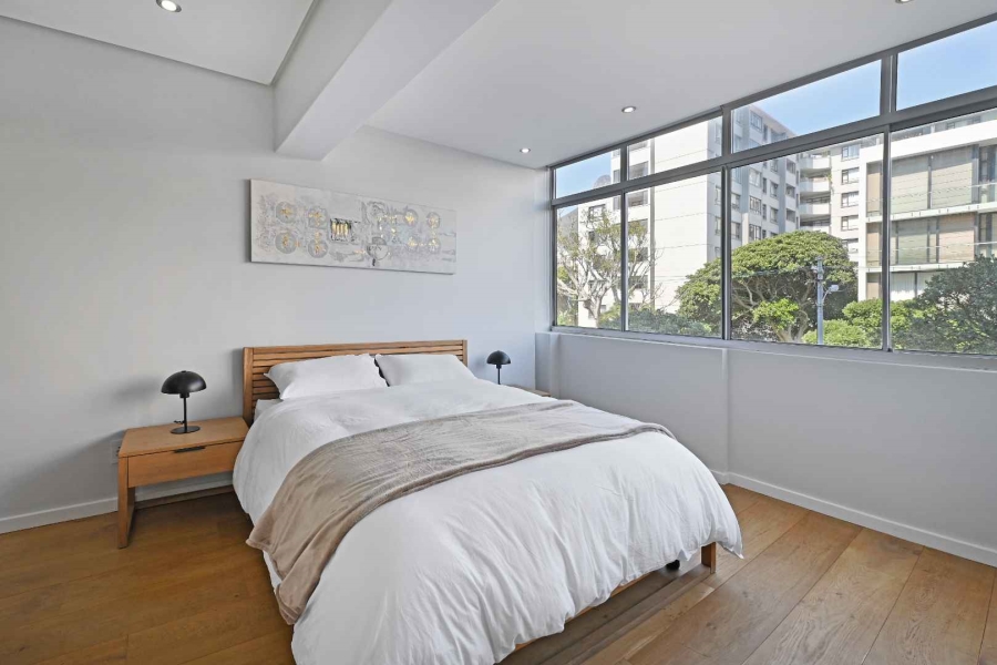 To Let 2 Bedroom Property for Rent in Sea Point Western Cape